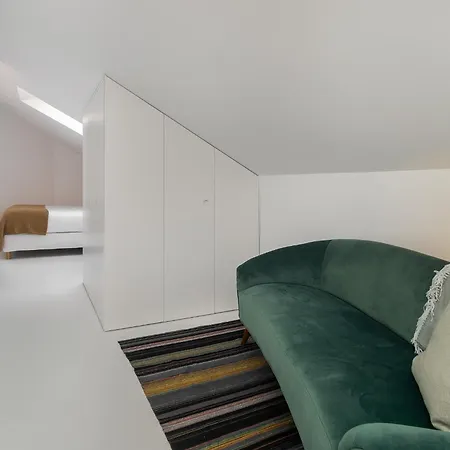 Appartamento Whome Ultimate Stay! Mid-term Duplex With Terrace Lisbona